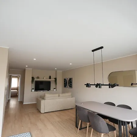 On - Family - Free Parking & Pet Friendly *