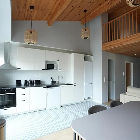 On - Family - Free Parking & Pet Friendly