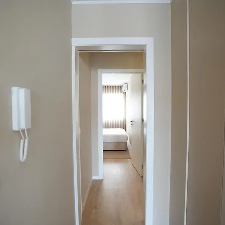 On - Family - Free Parking & Pet Friendly Oporto