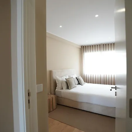 On - Family Apartment *